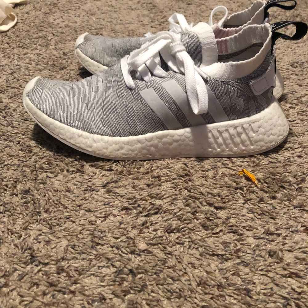 Adidas NMD r2
